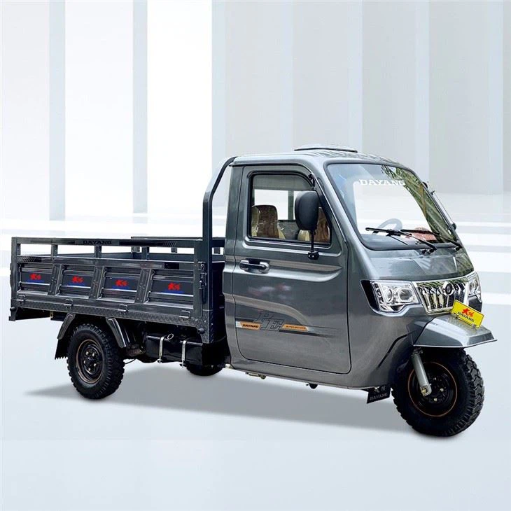 800cc Closed Cab 3 Wheel Motorized Tricycle