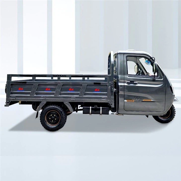 800cc Closed Cab 3 Wheel Motorized Tricycle