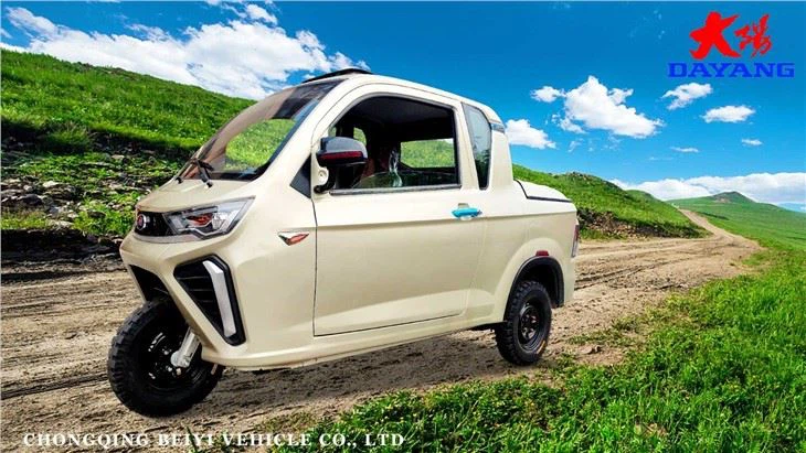 Closed cab tricycle pickup truck fast